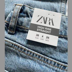 ☀️NWT Zara High Rise Straight Jeans • Z1975